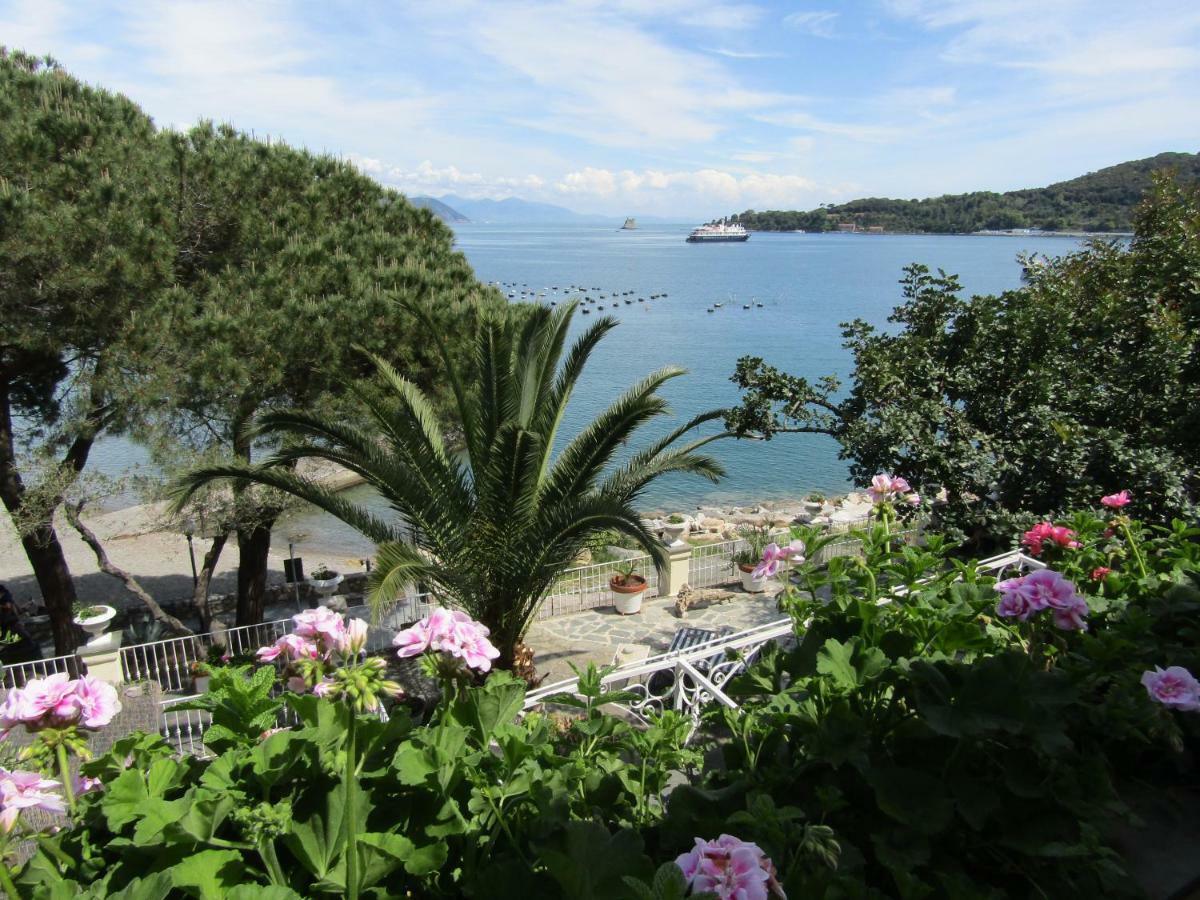 Holiday Home Fiorita Porto Venere Bagian luar foto